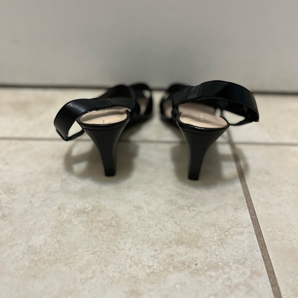 Franco Satro Black Wedge Sandals (Size 7.5) - Picture 8 of 13